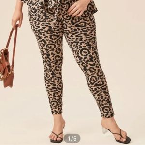 Leopard Print Dressy Leggings (2x)
